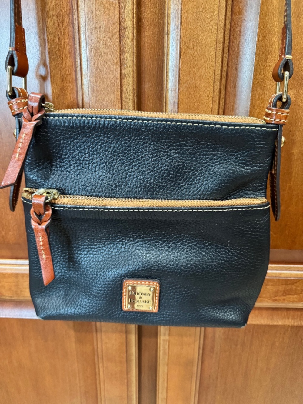 Dooney & Bourne Pebble Grain Crossbody Purse